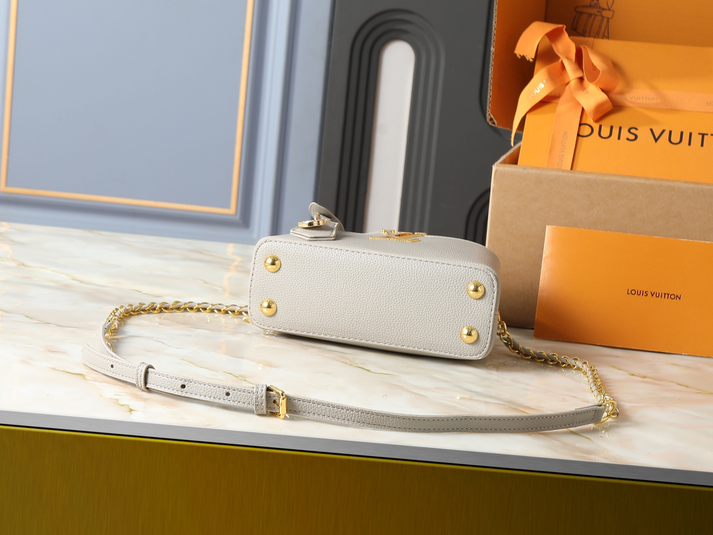 ルイ・ヴィトン「Louis Vuitton」レディースファッションハンドバッグとショルダーバッグ