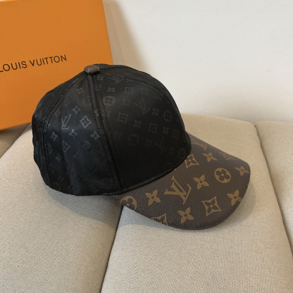ルイ・ヴィトン「Louis Vuitton」 の新作野球帽
