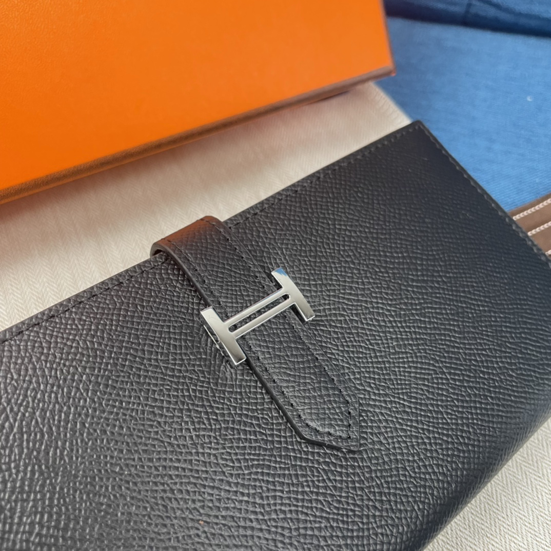 エルメス「Hermès」 レザーポケットウォレット