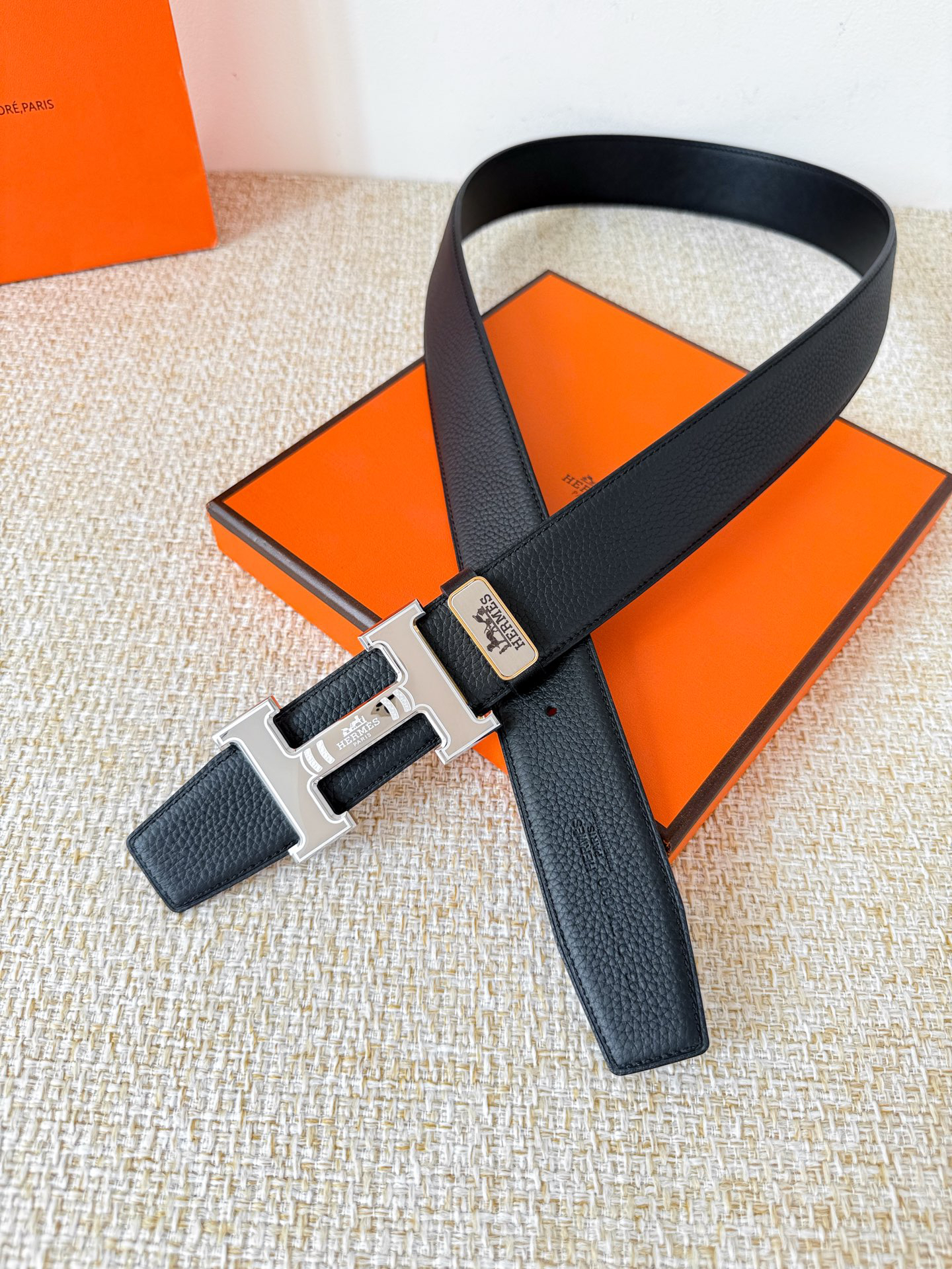 エルメス「Hermès」新作ベルト