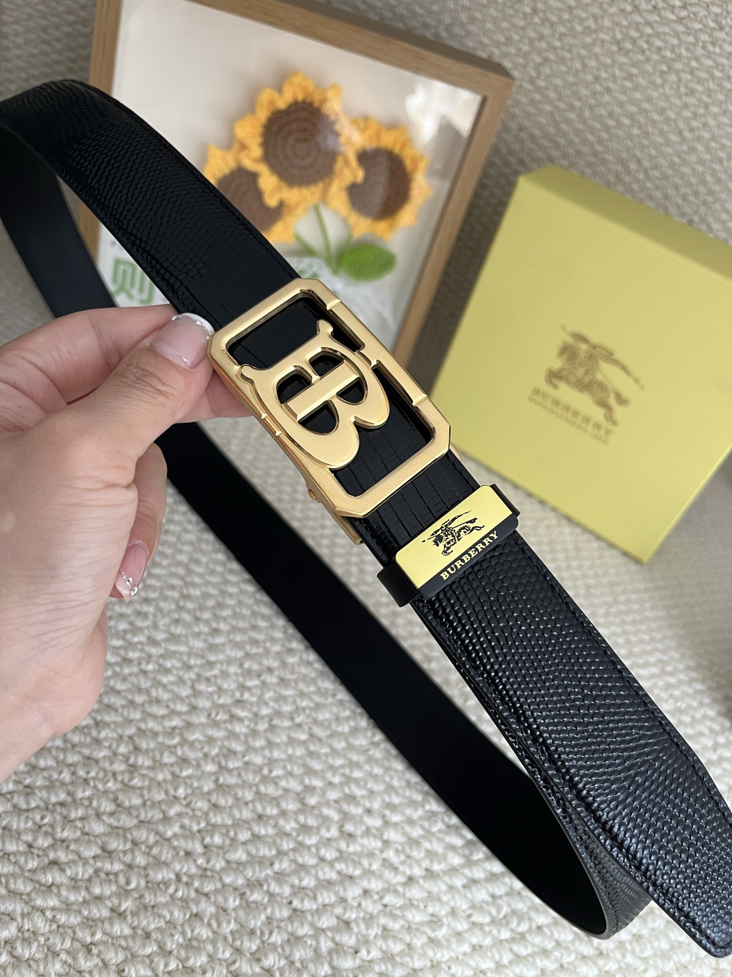 バーバリー「Burberry」男性用ベルト