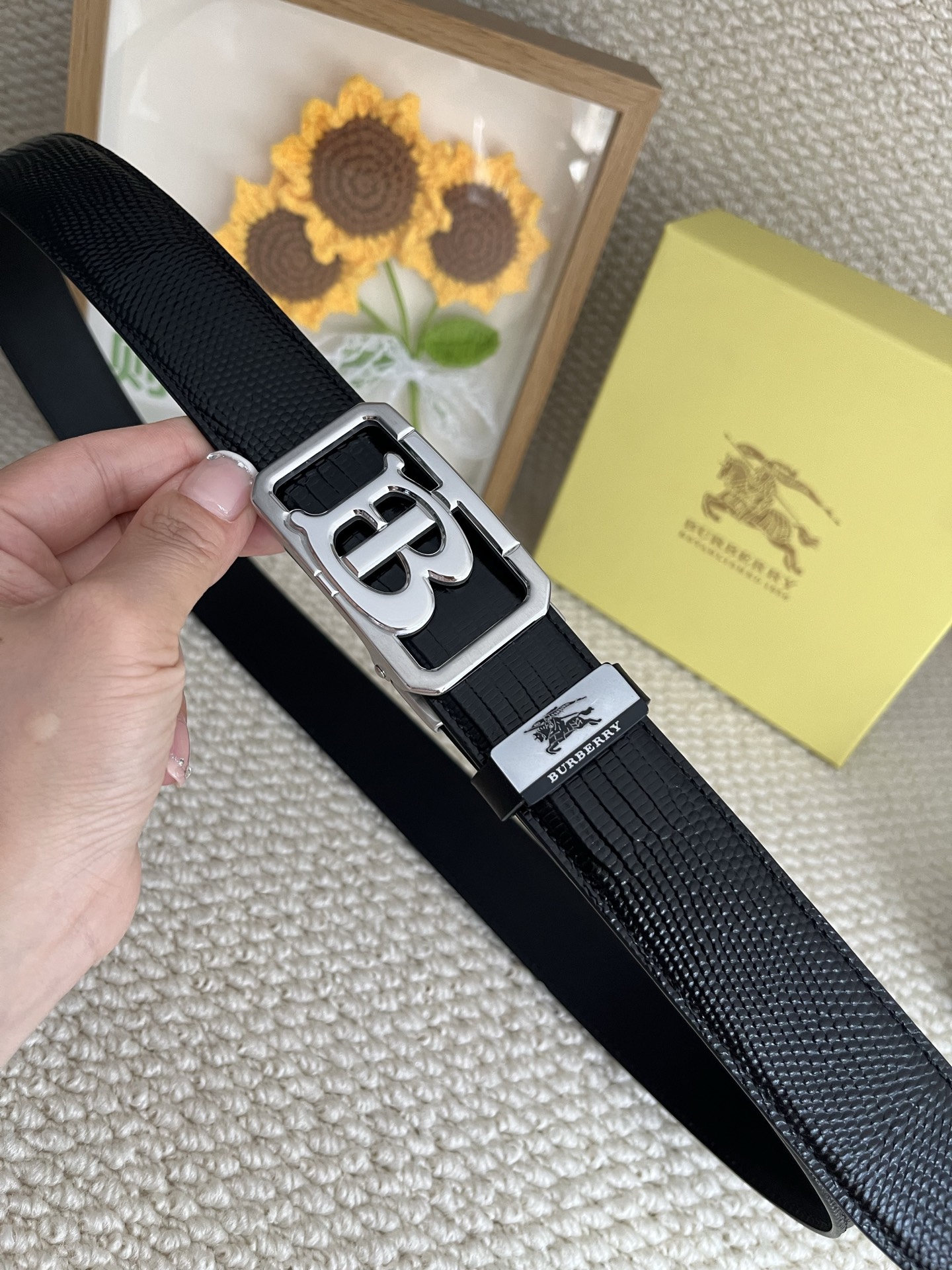 バーバリー「Burberry」男性用ベルト