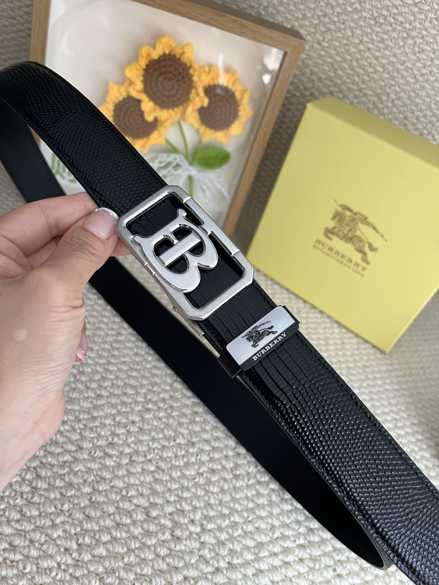 バーバリー「Burberry」男性用ベルト