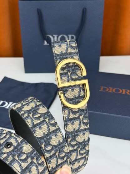 ディオール「Dior」女性用ベルト