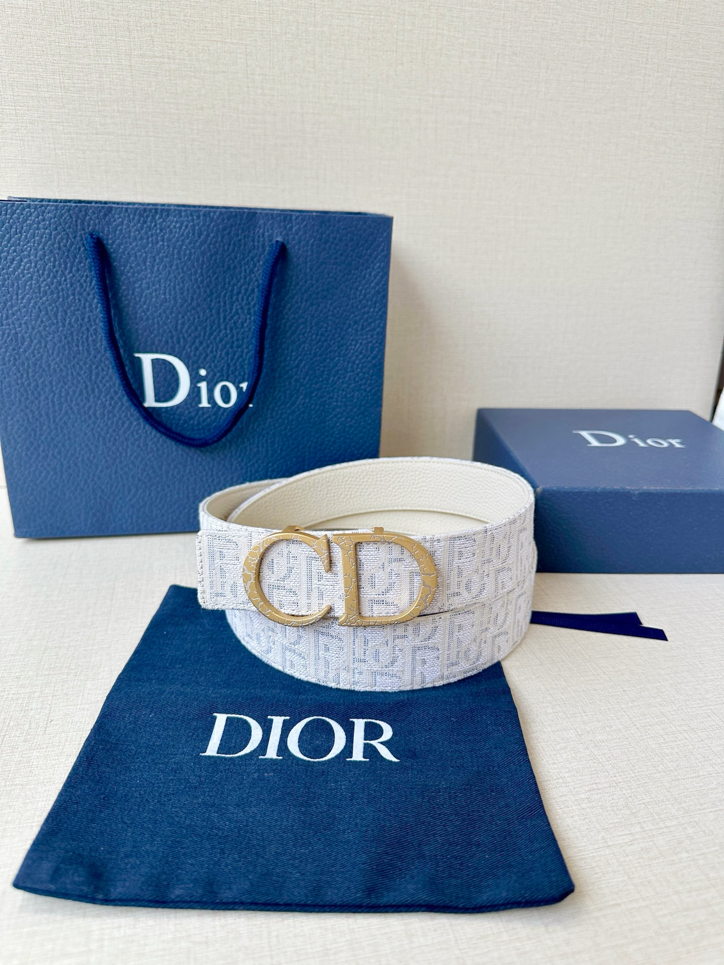 ディオール「Dior」女性用ベルト