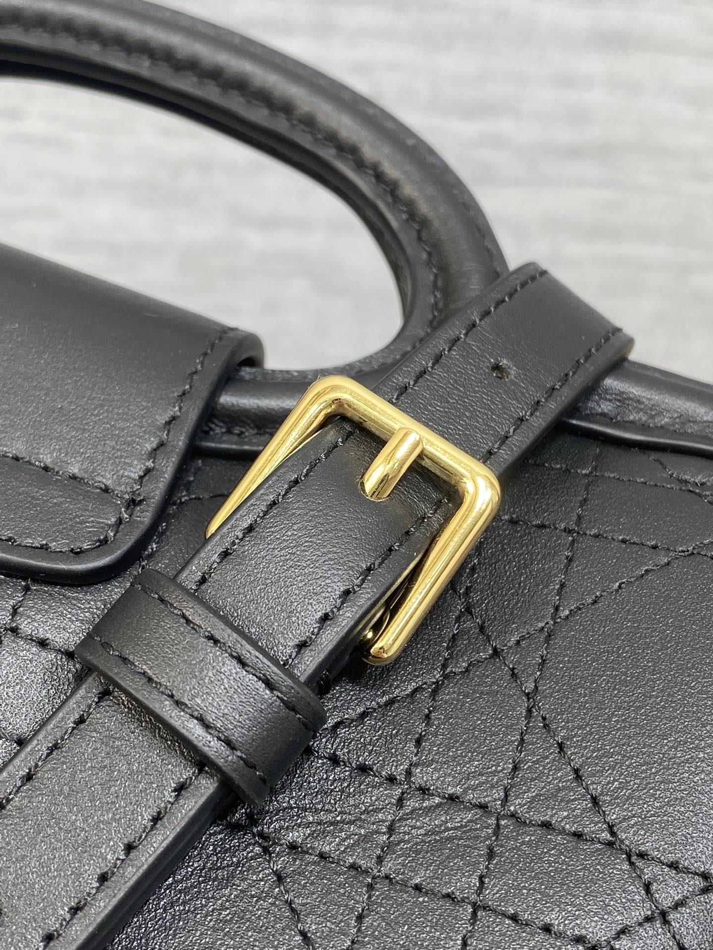 ディオール「Dior」 レディース おしゃれ ショルダーバッグ