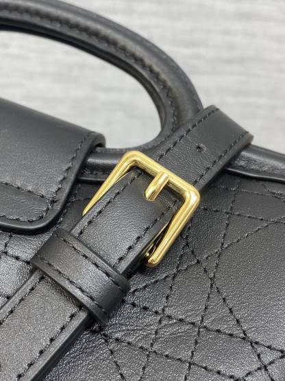 ディオール「Dior」 レディース おしゃれ ショルダーバッグ