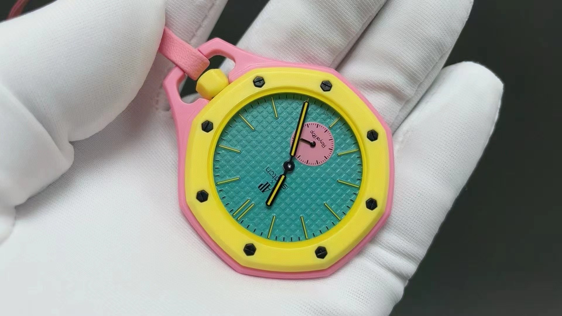 スウォッチ「Swatch」X AP Royal Pop 新作コラボ（AP×スウォッチ コラボモデル） クォーツモデル