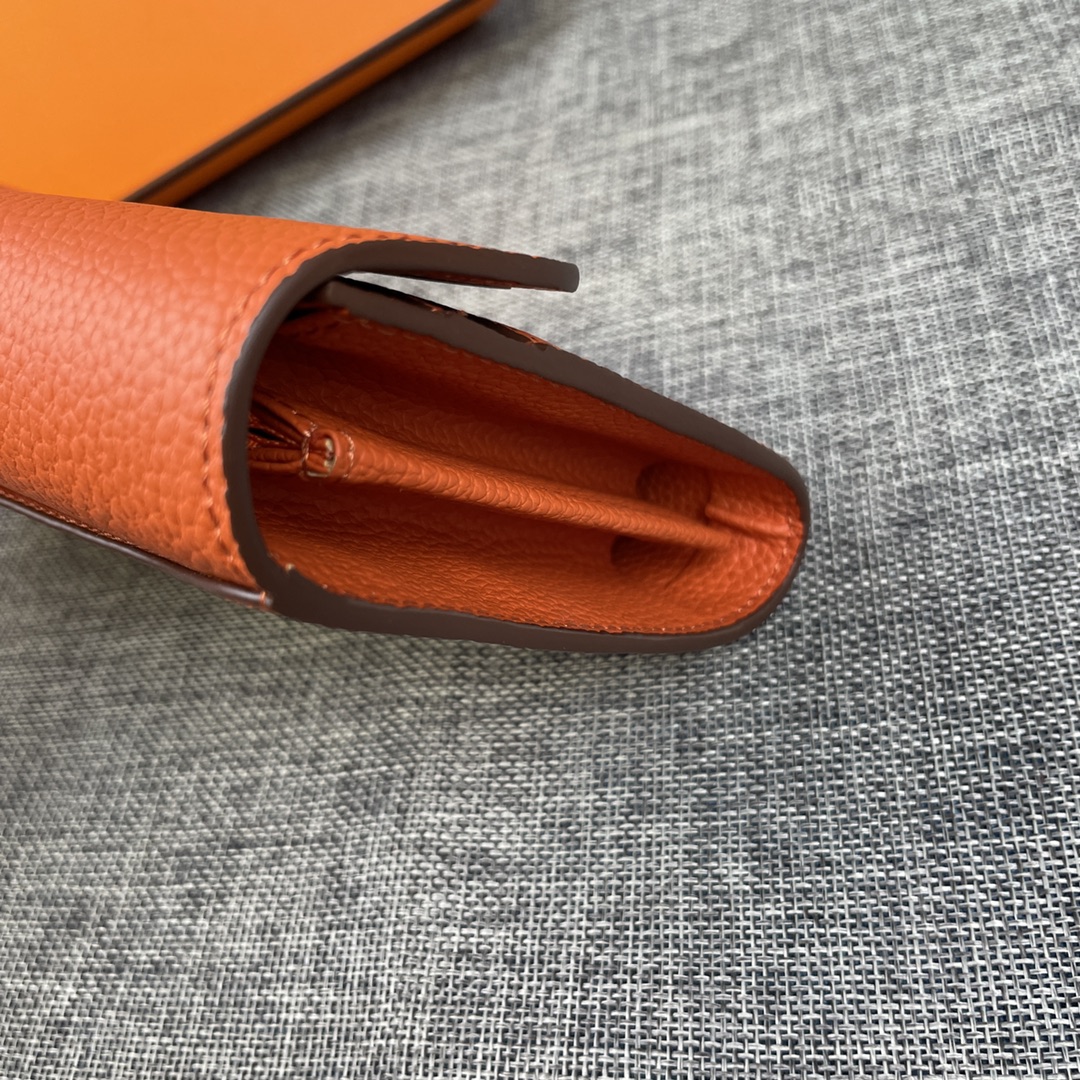 【特価商品9,999円】エルメス「Hermès」 レザーポケットウォレット【この一点のみ 】