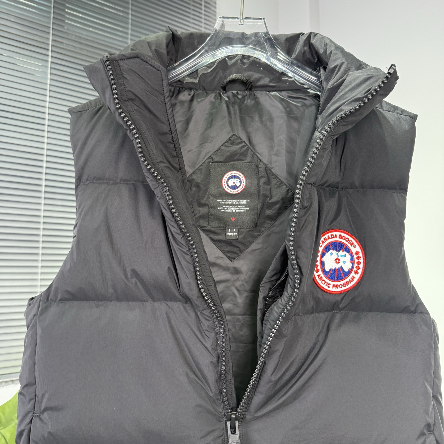 カナダグラス冬のダウンジャケットベスト