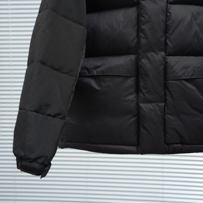 ザ・ノースフェイス 厳冬のしつらえにダウンジャケットシリーズ