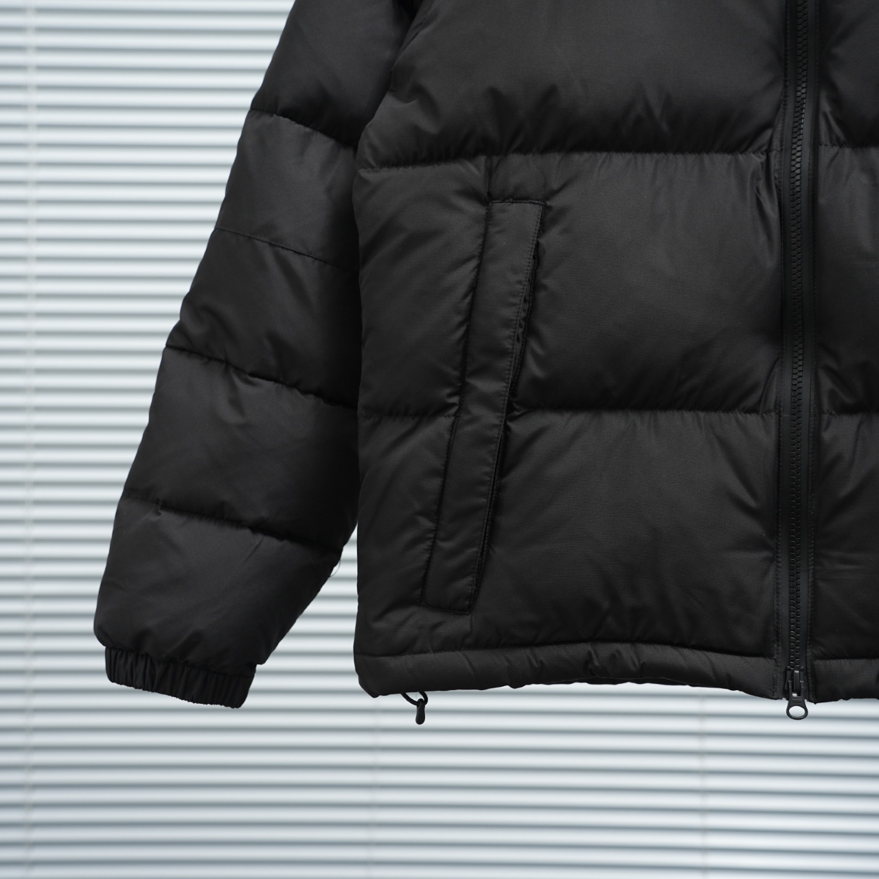 ザ・ノースフェイス 厳冬のしつらえにダウンジャケットシリーズ