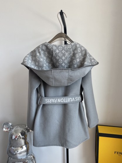 [ Louis Vuitton ] ルイ・ヴィトン  リバーシブルコートウールレディーストップス