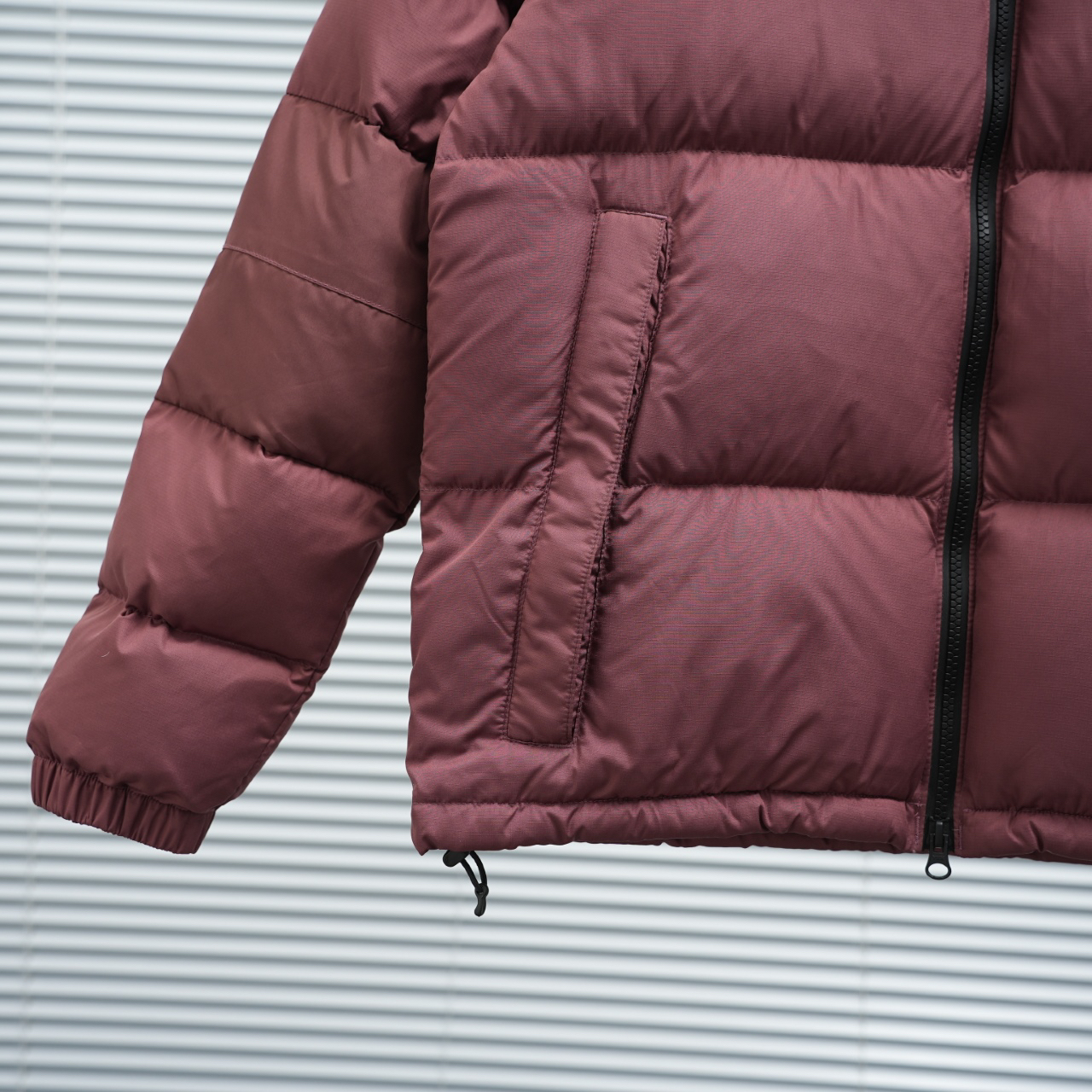 ザ・ノースフェイス 厳冬のしつらえにダウンジャケットシリーズ