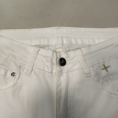 [ Louis Vuitton ] ルイ・ヴィトン スタイリッシュなジーンズ