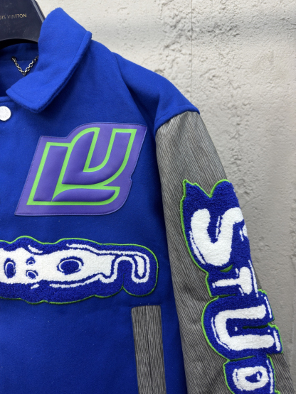 [ Louis Vuitton ] ルイ・ヴィトン  サファイア刺繍の皮の袖の野球服のコート