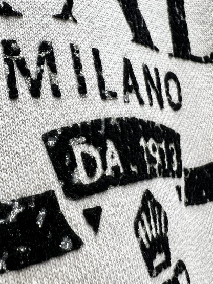 [ Prada ] プラダ  冬用パーカー