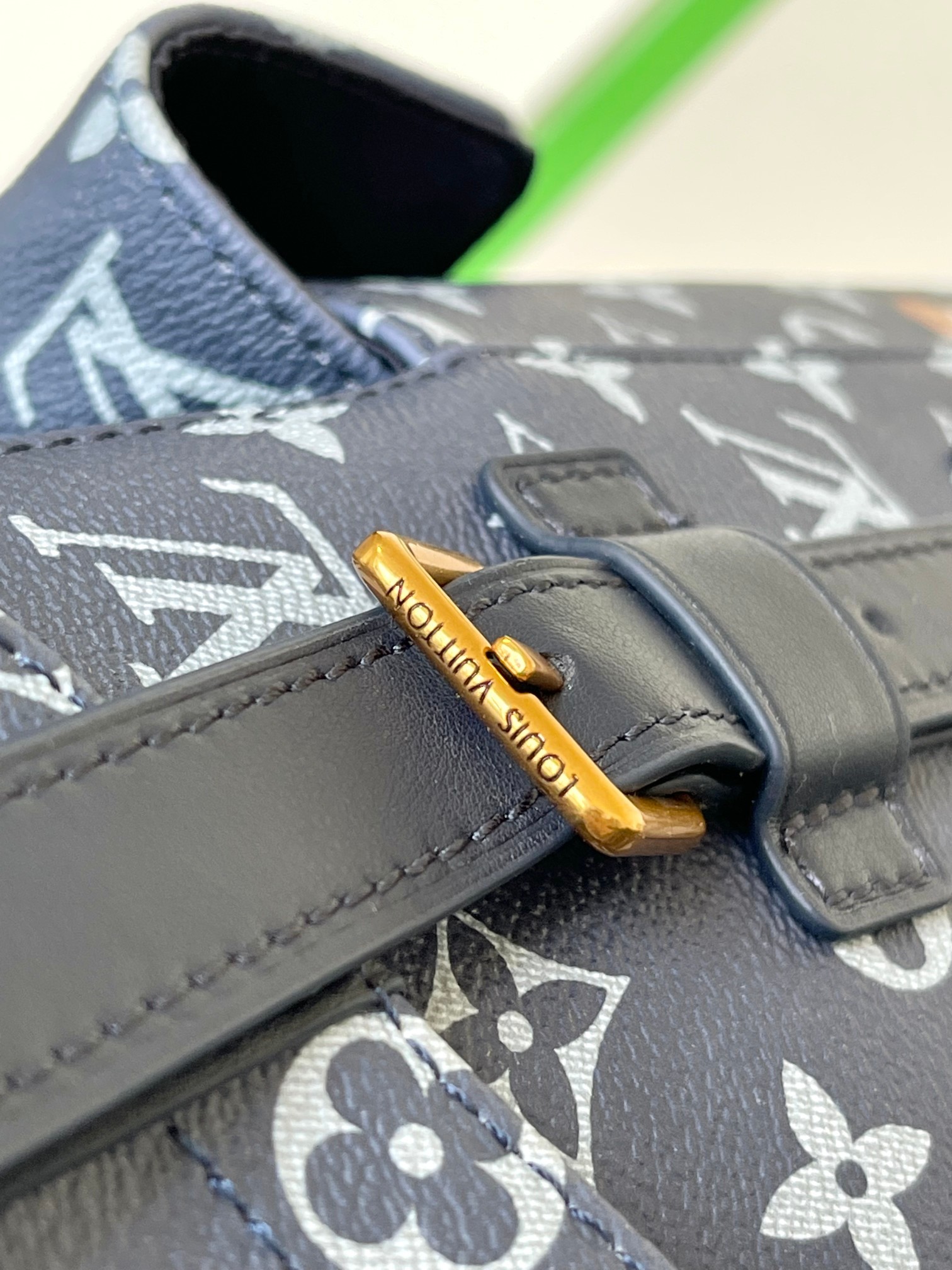 Louis Vuitton ルイ・ヴィトン おしゃれなメンズリュックサック