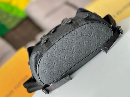 Louis Vuitton ルイ・ヴィトン おしゃれなメンズリュックサック