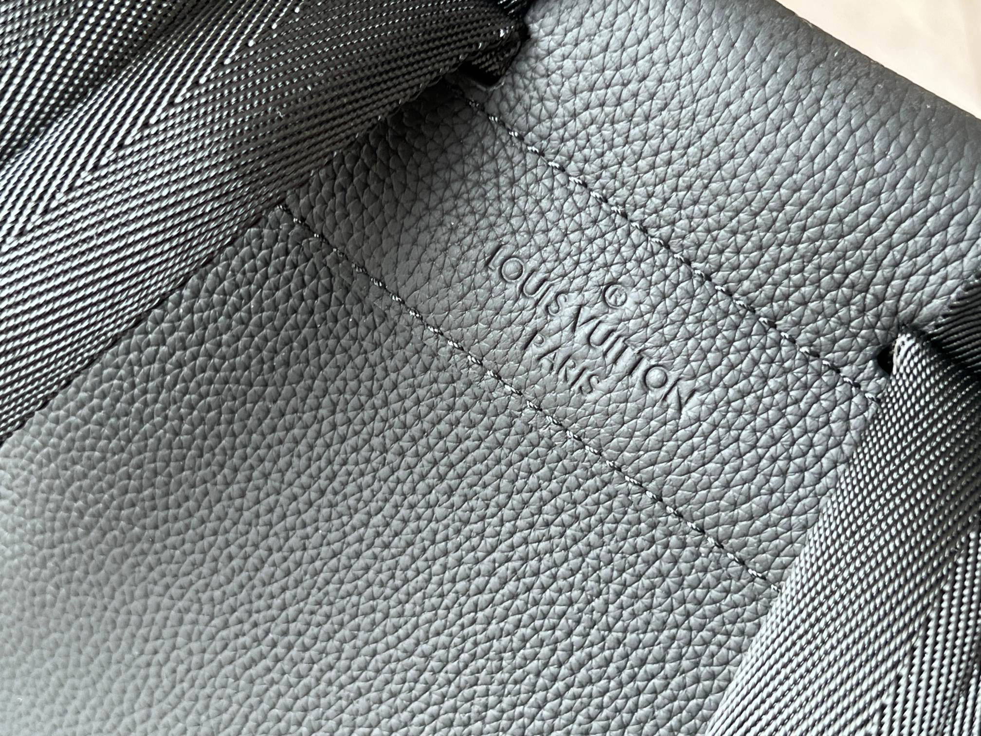 Louis Vuitton ルイ・ヴィトン おしゃれなメンズリュックサック