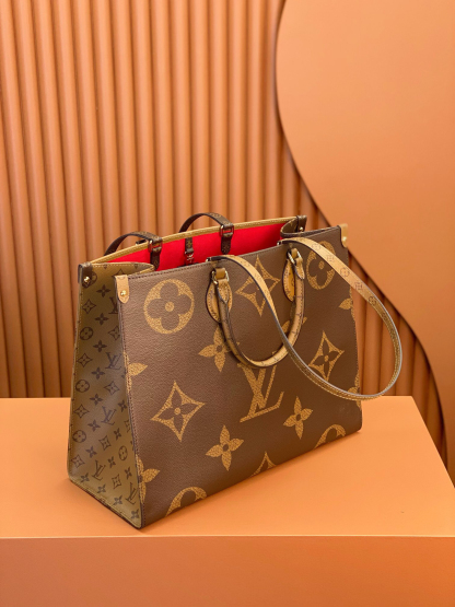 Louis Vuitton  ルイ・ヴィトン シーズナル ワンショルダーバッグ 