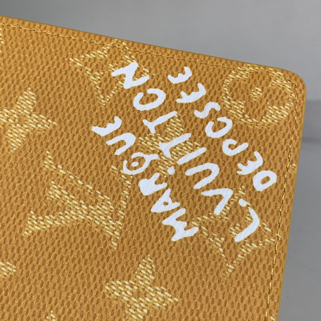 ルイ・ヴィトン「Louis Vuitton」レザーポケットウォレット