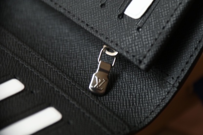 ルイ・ヴィトン「Louis Vuitton」レザーポケットウォレット