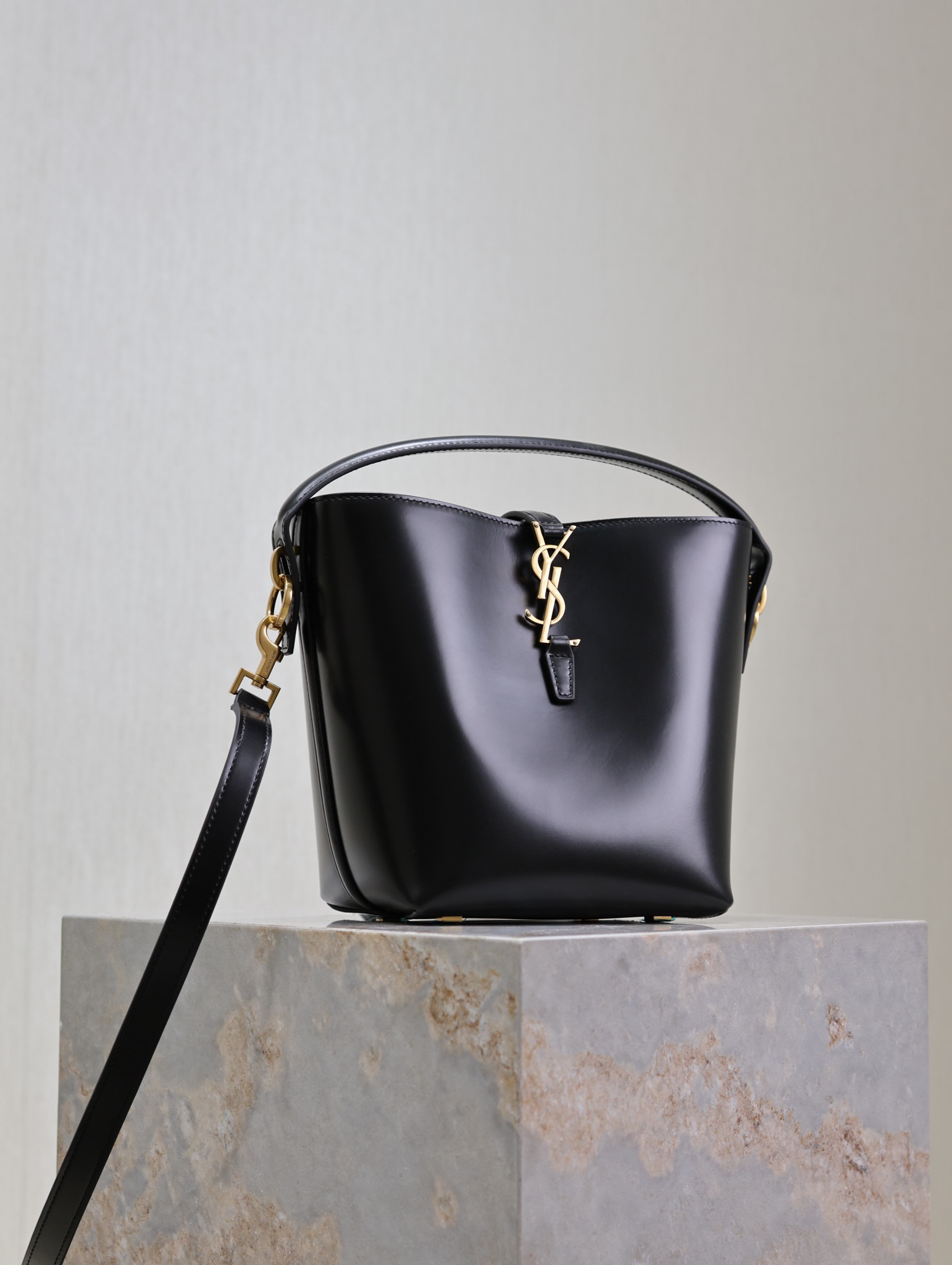 サンローラン「Saint Laurent」 レディース おしゃれ ショルダーバッグ