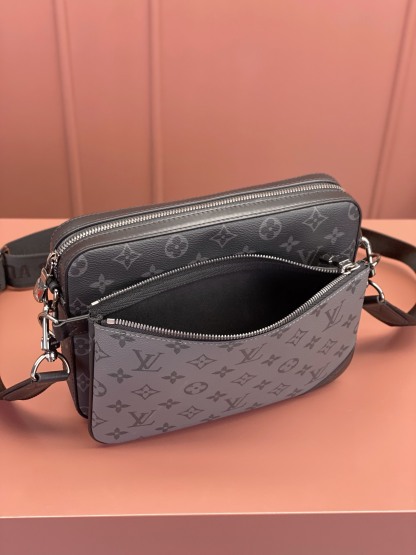 Louis Vuitton  ルイ・ヴィトン シーズナル ワンショルダーバッグ 