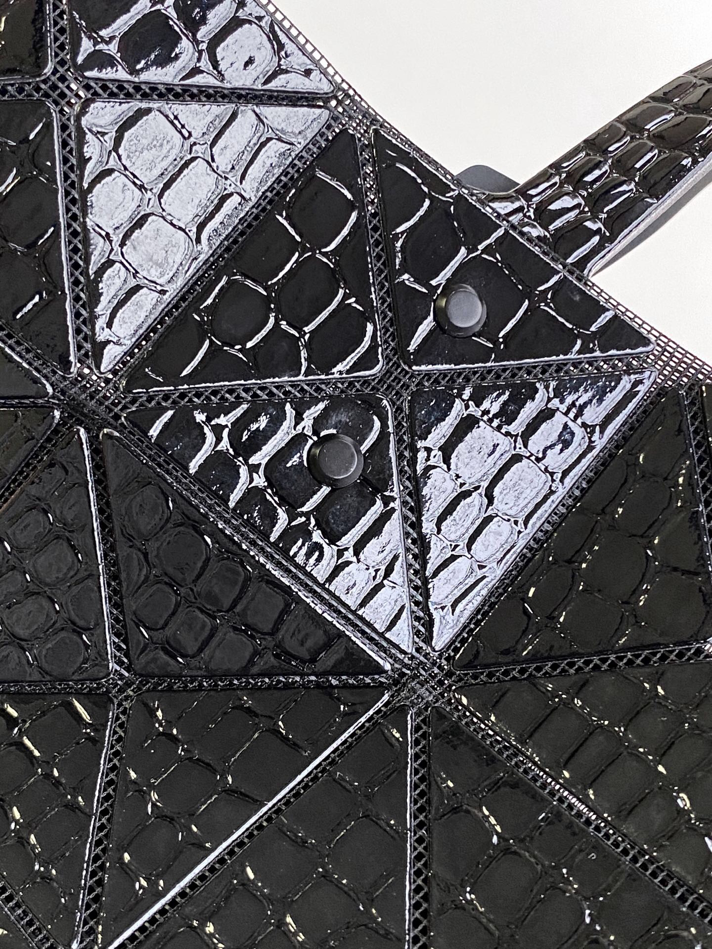 イッセイミヤケ「Issey Miyake」LUCENTシリーズ トートバッグ