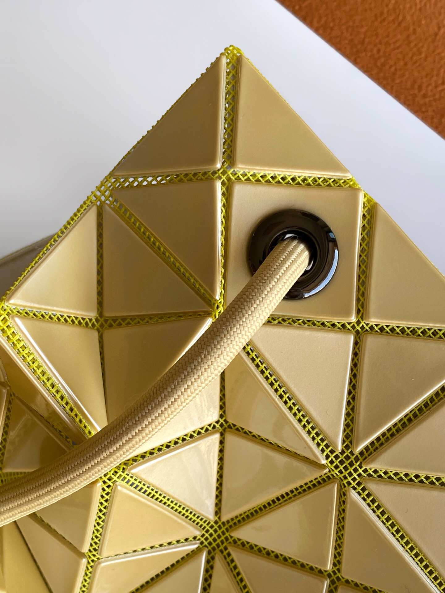 イッセイミヤケ「Issey Miyake」LUCENTシリーズ トートバッグ