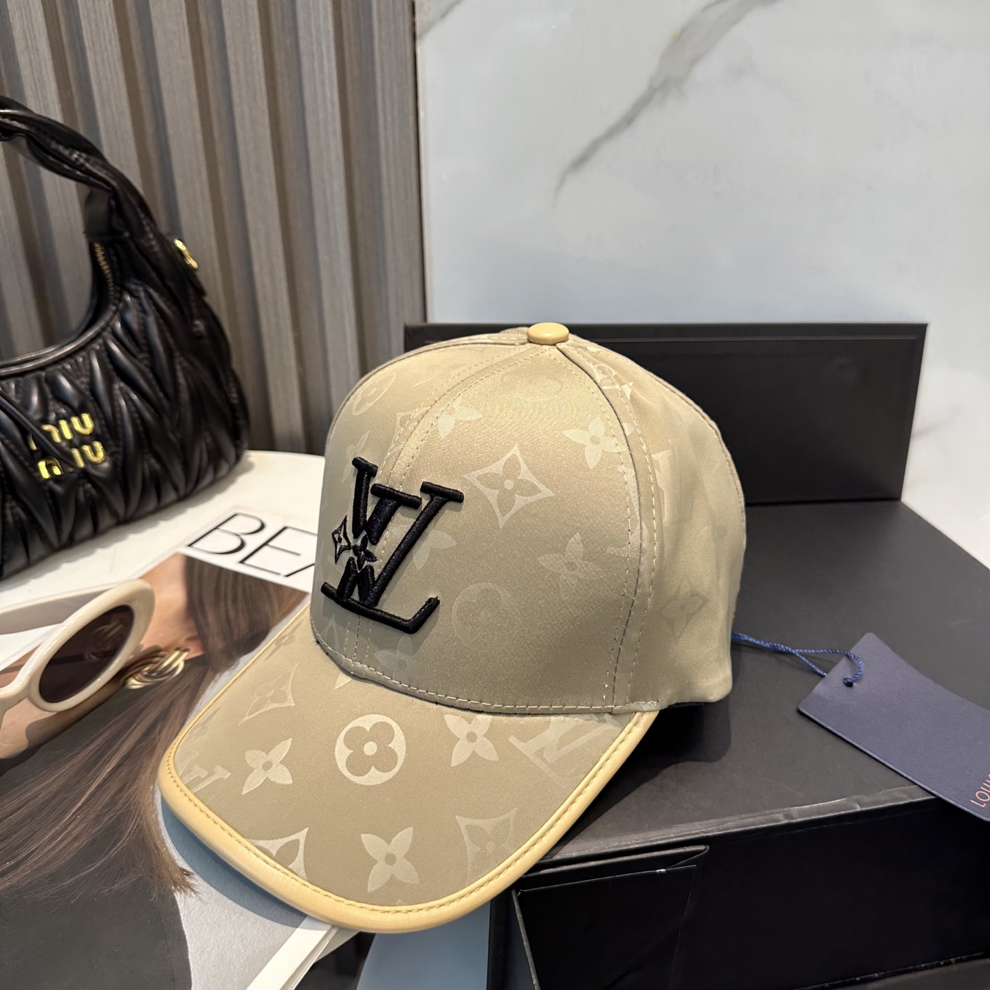 ルイ・ヴィトン「Louis Vuitton」 の新作野球帽