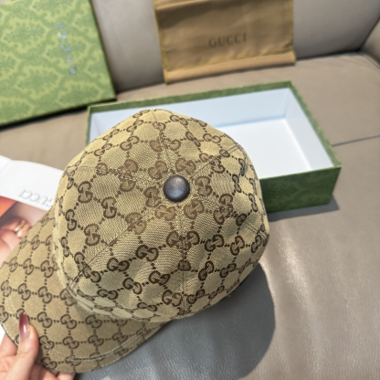 グッチ「Gucci」 の新作野球帽