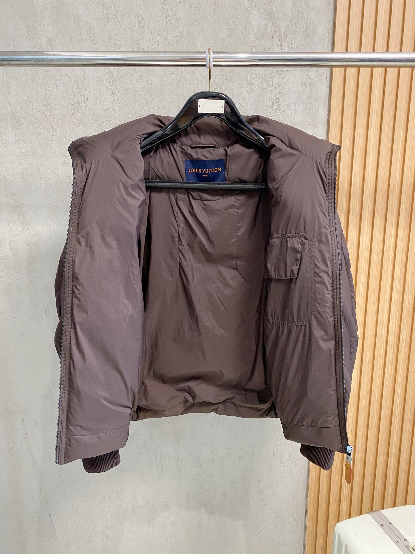ルイ・ヴィトン冬のおしゃれカジュアルダウンジャケットメンズジャケット
