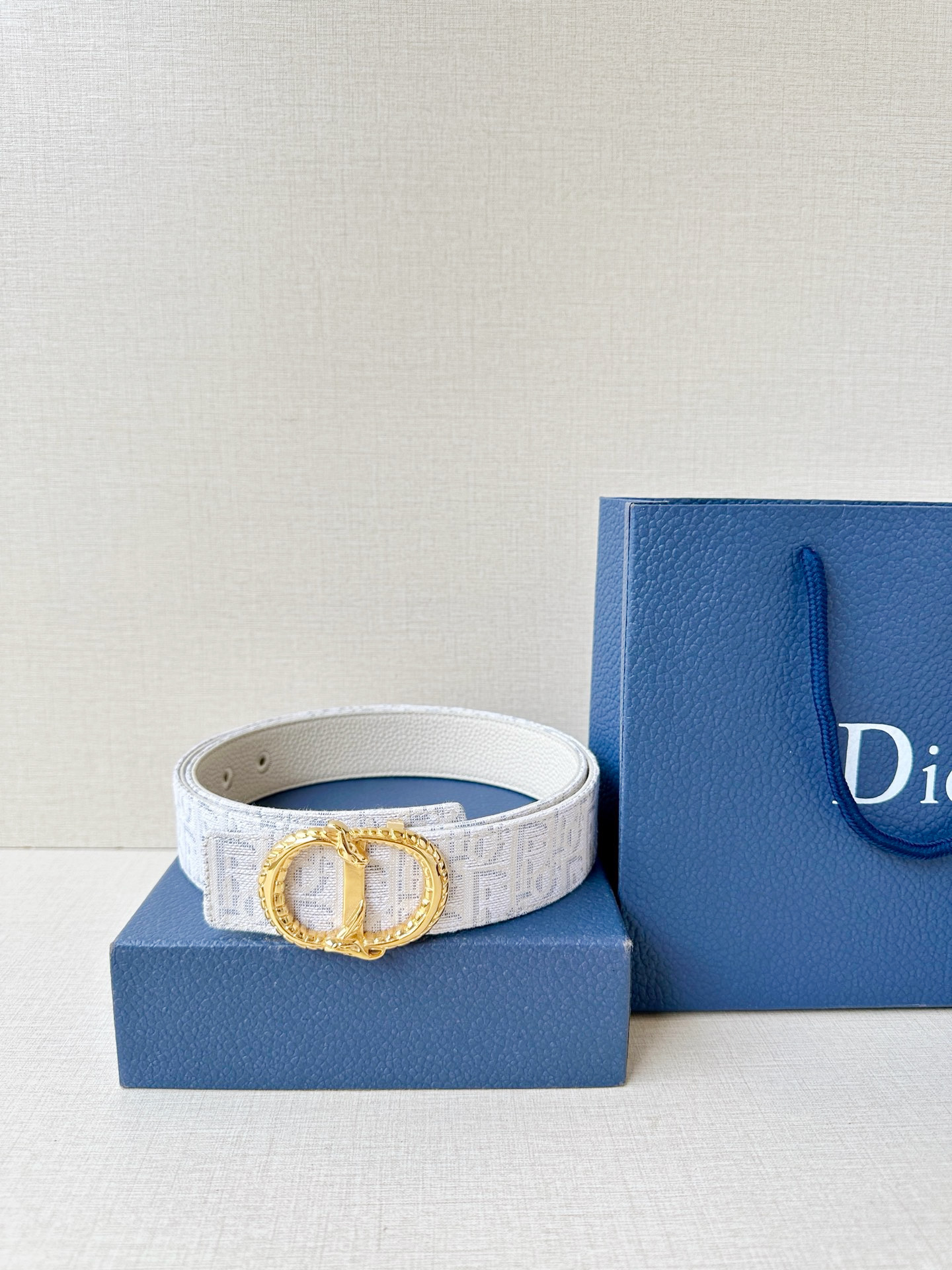 ディオール「Dior」女性用ベルト