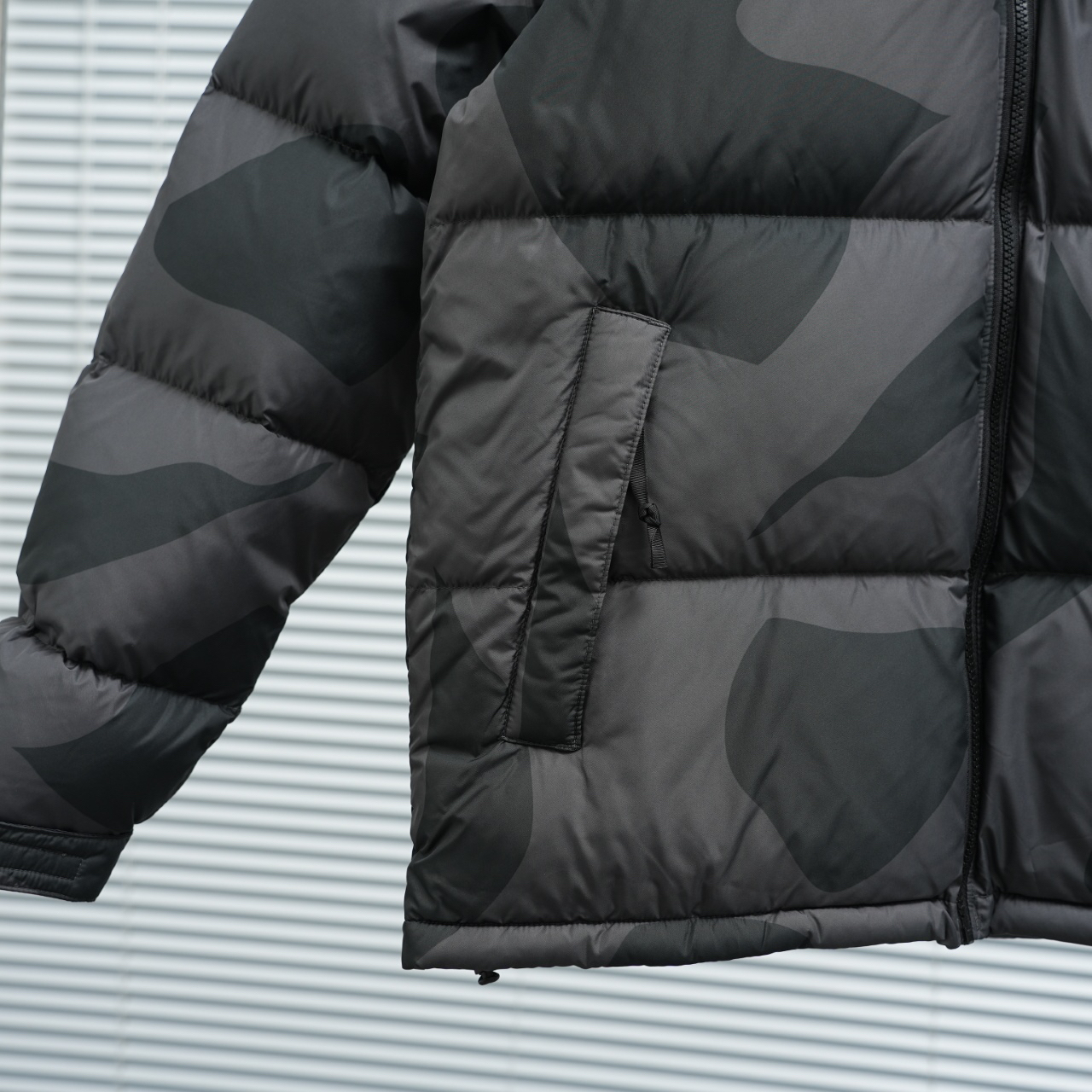 ザ・ノースフェイス 厳冬のしつらえにダウンジャケットシリーズ