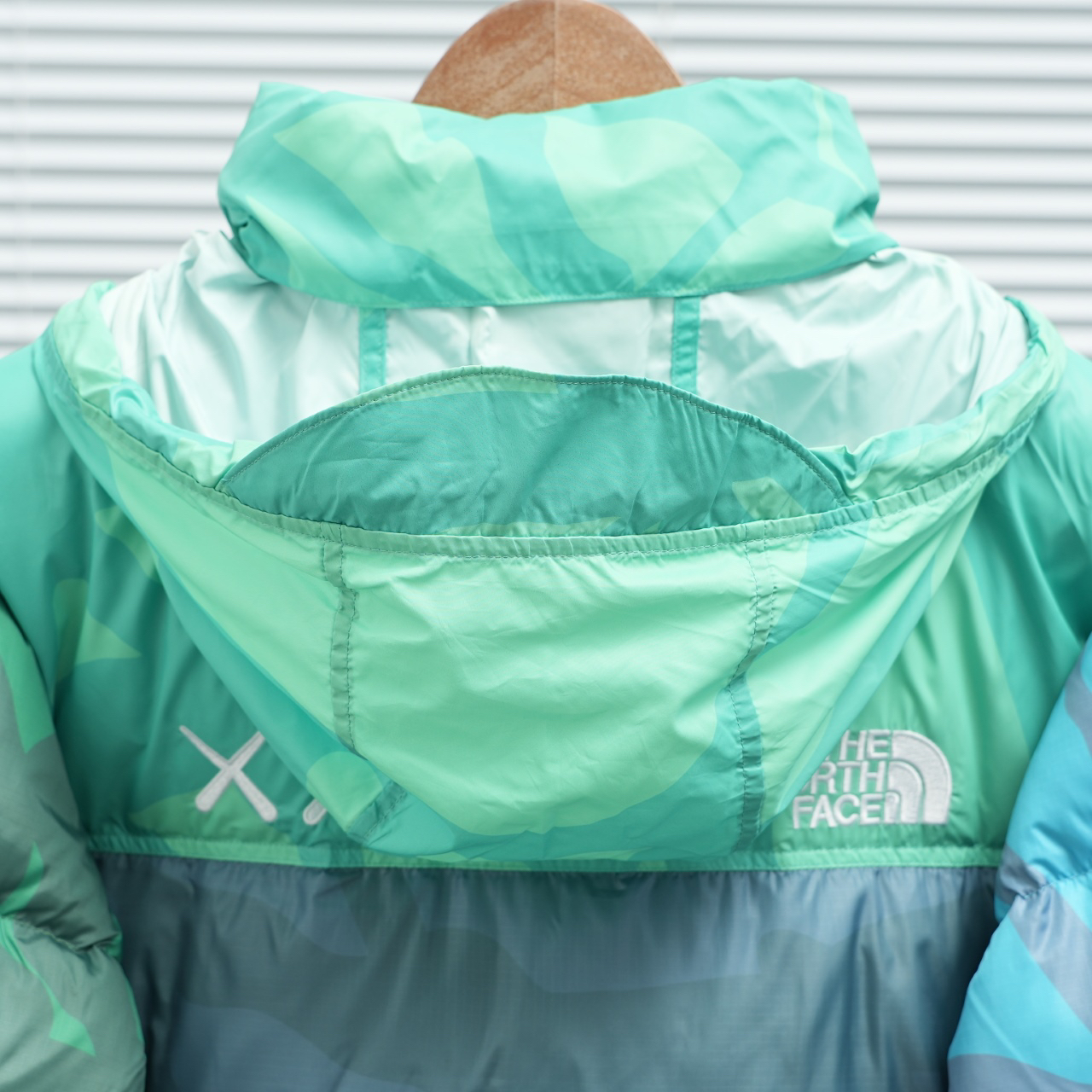 ザ・ノースフェイス 厳冬のしつらえにダウンジャケットシリーズ