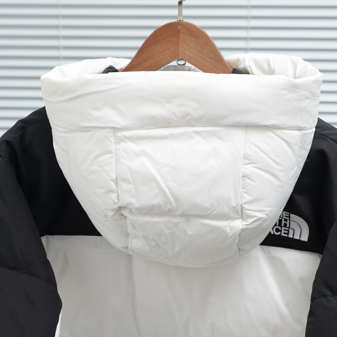 ザ・ノースフェイス 厳冬のしつらえにダウンジャケットシリーズ