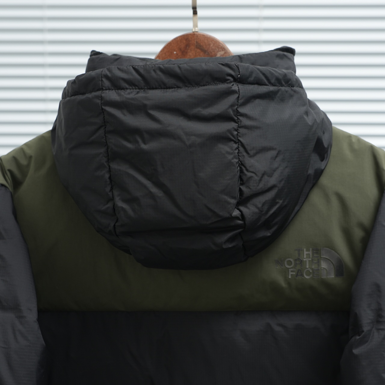 ザ・ノースフェイス 厳冬のしつらえにダウンジャケットシリーズ