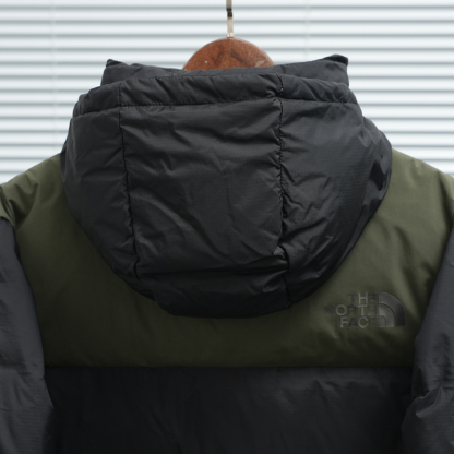 ザ・ノースフェイス 厳冬のしつらえにダウンジャケットシリーズ