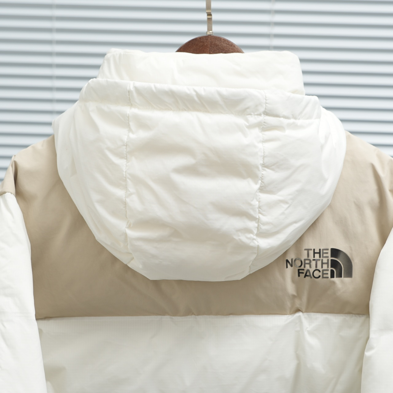 ザ・ノース・フェース ピーク ポーラー GTX フード付きクロップドダウンジャケット