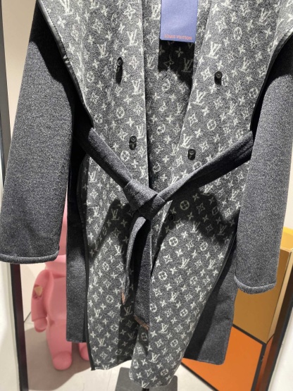 [ Louis Vuitton ] ルイ・ヴィトン  リバーシブルコートウールレディーストップス