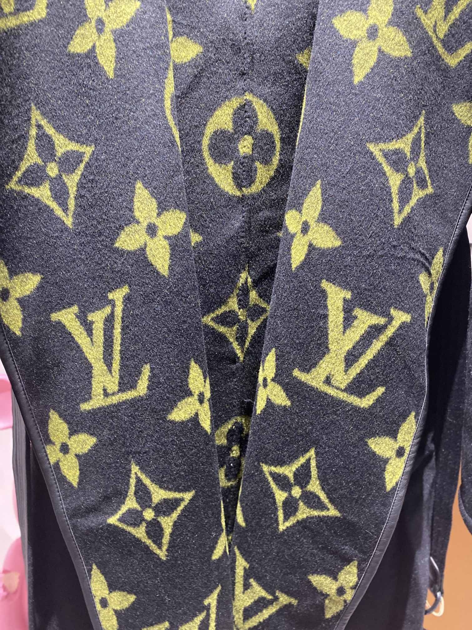 [ Louis Vuitton ] ルイ・ヴィトン  リバーシブルコートウールレディーストップス