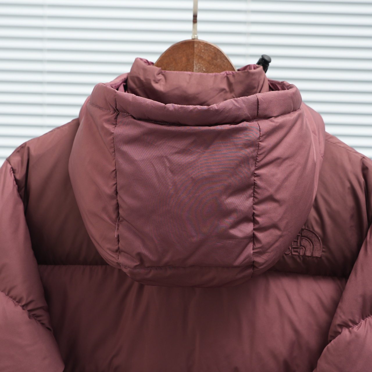 ザ・ノースフェイス 厳冬のしつらえにダウンジャケットシリーズ