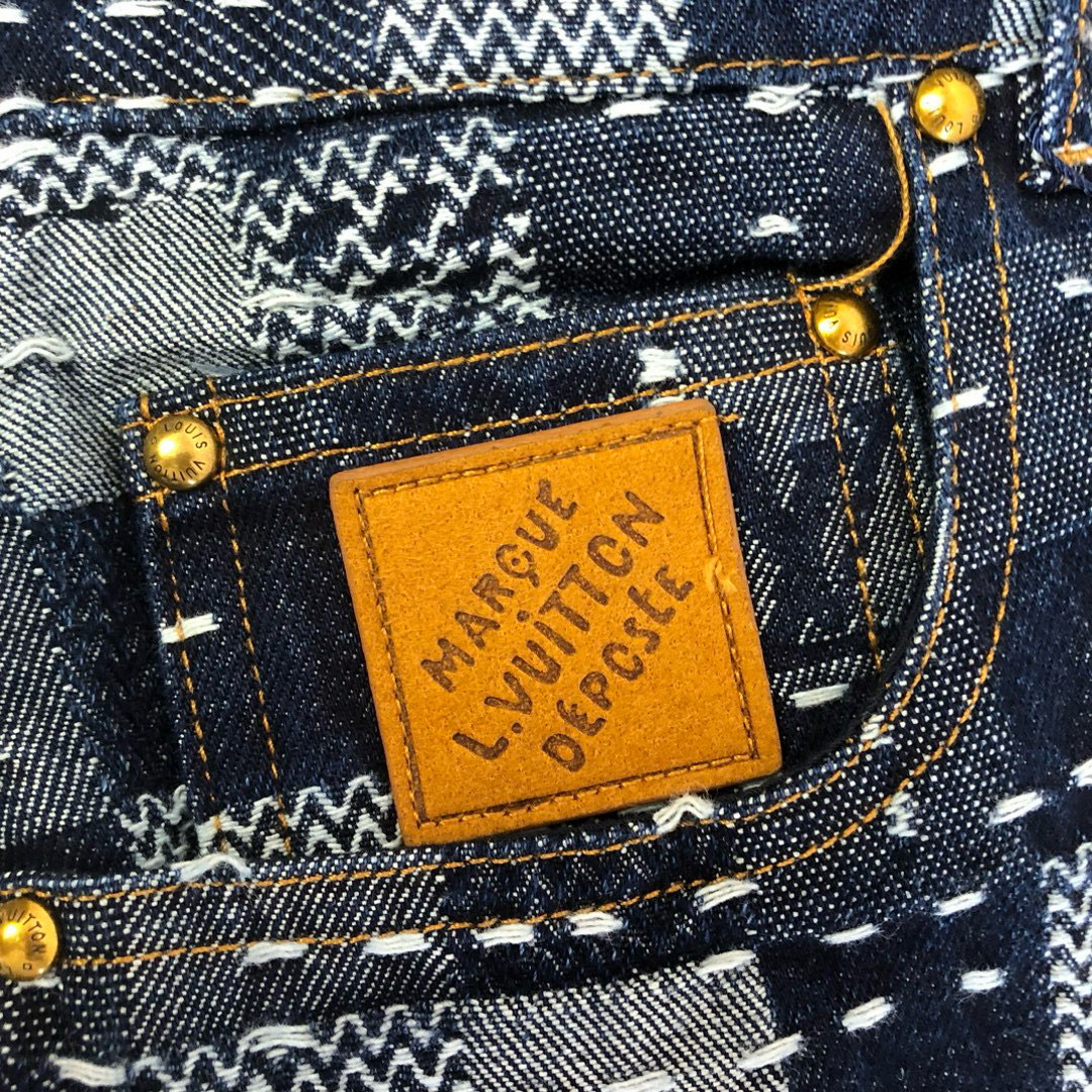 [ Louis Vuitton ] ルイ・ヴィトン スタイリッシュなジーンズ