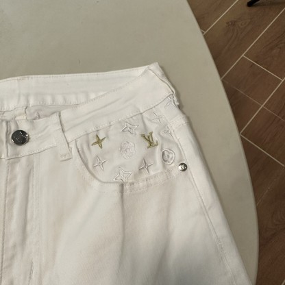 [ Louis Vuitton ] ルイ・ヴィトン スタイリッシュなジーンズ