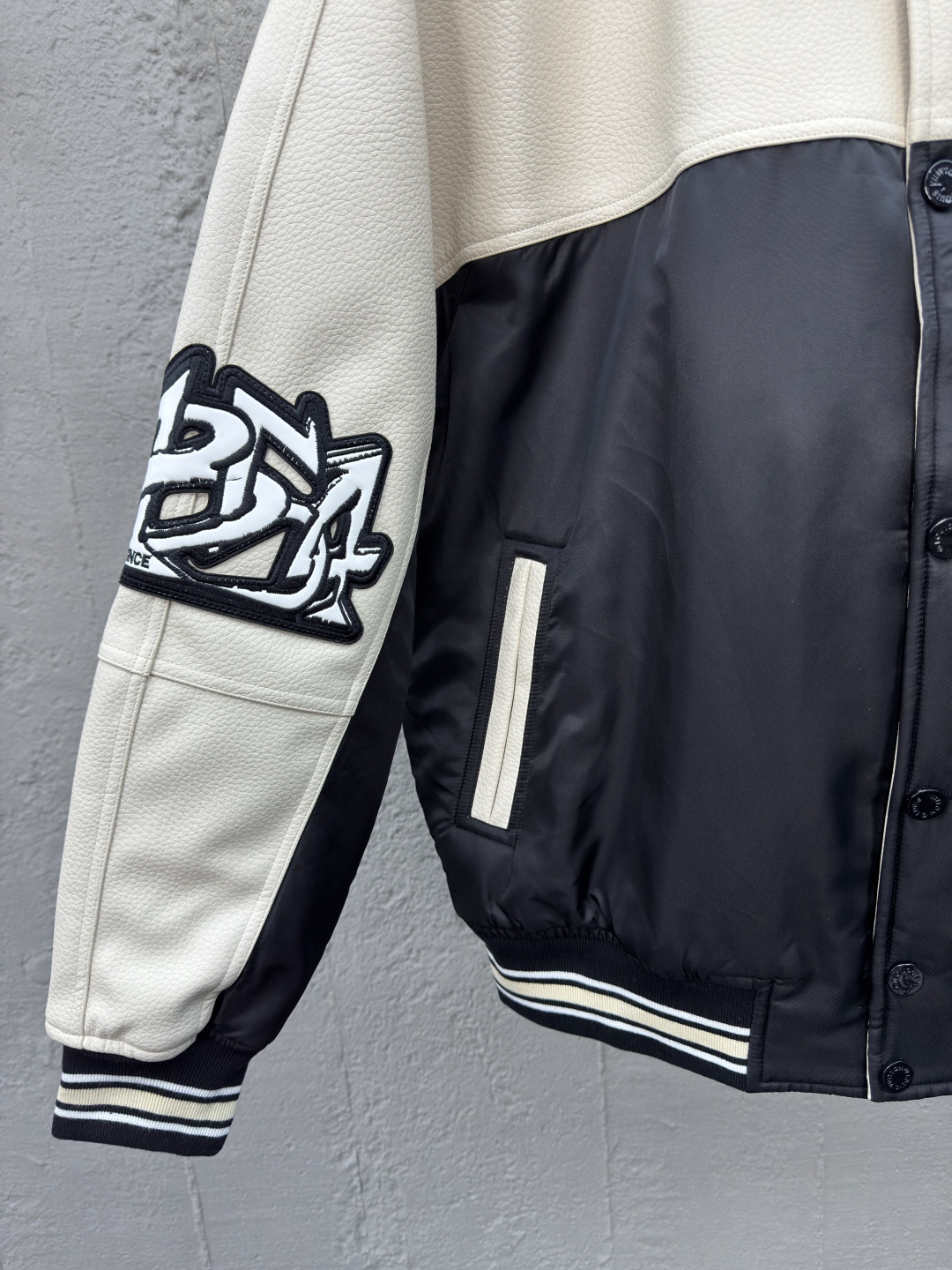 [ Louis Vuitton ] ルイ・ヴィトン  カラーコート