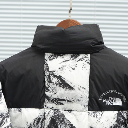 ザ・ノース・フェース スノーマウンテン第4世代--スリーブバッジモデル