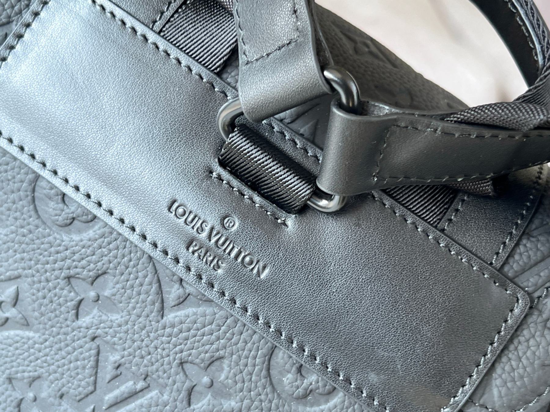 Louis Vuitton ルイ・ヴィトン おしゃれなメンズリュックサック