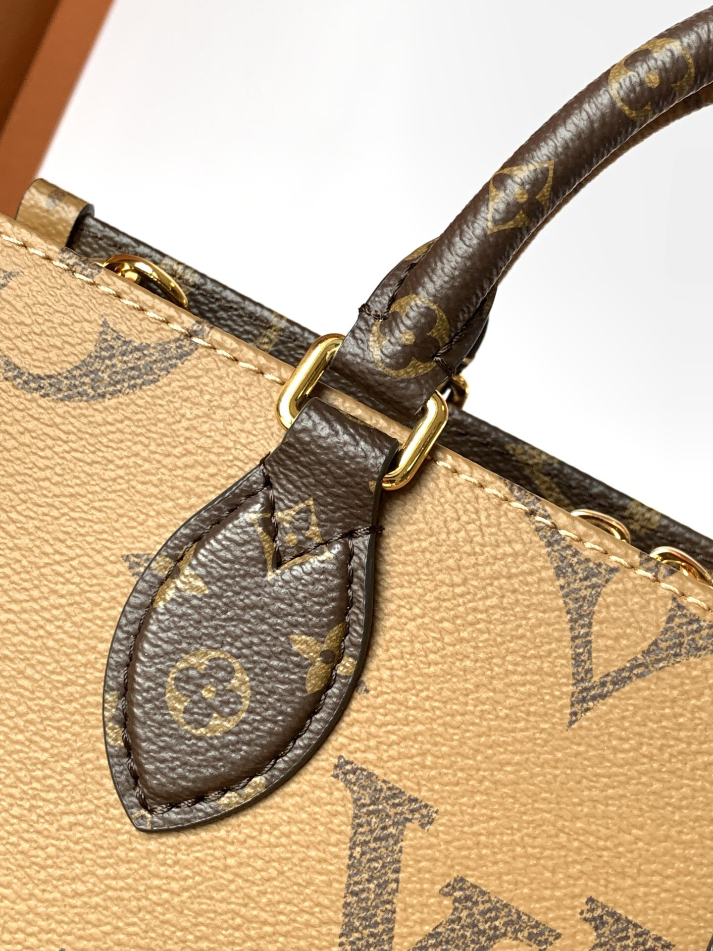 Louis Vuitton  ルイ・ヴィトン シーズナル ワンショルダーバッグ 